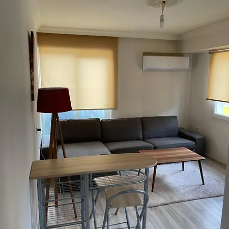 Cosy Flat With Location * Φετιγιέ